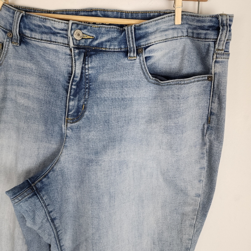 Lands' End Mid Rise Slim Jean Light Blue Ankle Jeans Size 22W - Picture 15 of 16
